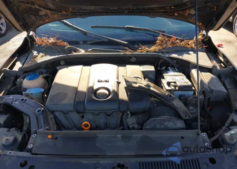 2013 Volkswagen Passat 2.5L S z USA, uszkodzony, nr VIN 1VWAP7A3XDC072004